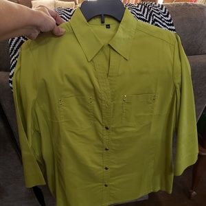 Crisp green button up blouse.